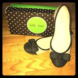 Kelly & Katie Flats - Sz 8 1/2 - Style: Cindy